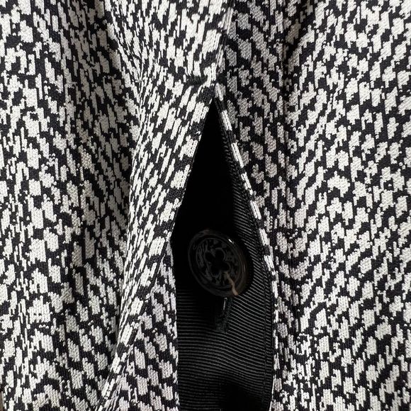 ATHLETA Black White Braiden Textured Button Down Shirt Jacket Shacket Sz Medium - Picture 10 of 14